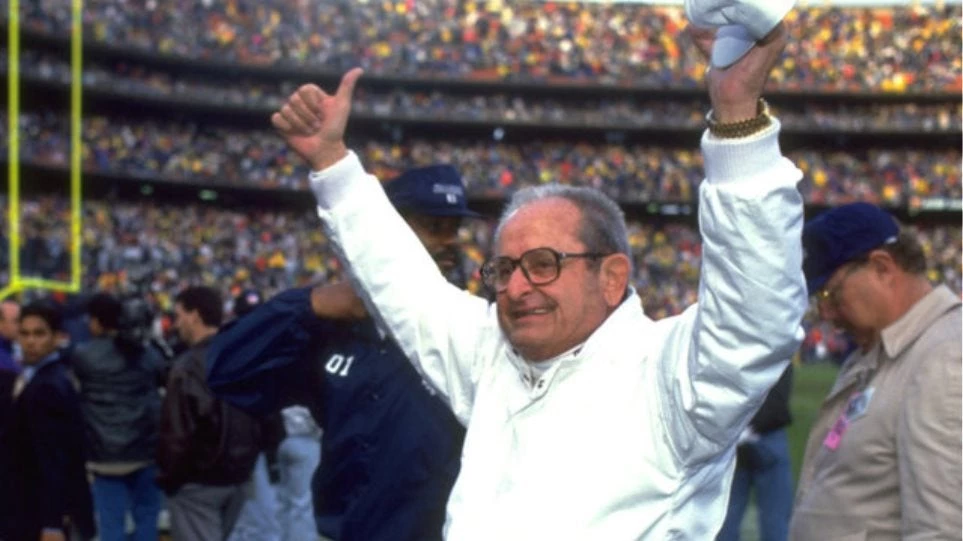 Άλεξ Σπανός: Ο Ελληνοαμερικανός κροίσος των 2.4 δισ. δολαρίων που ξεκίνησε ξυπόλητος